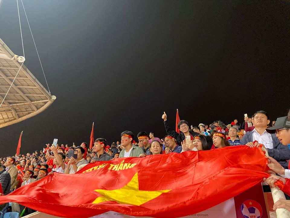 dan sao co vu bong da anh 4