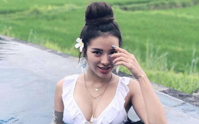 Phuong Trinh Jolie thua nhan phau thuat 6 bo phan tren mat hinh anh