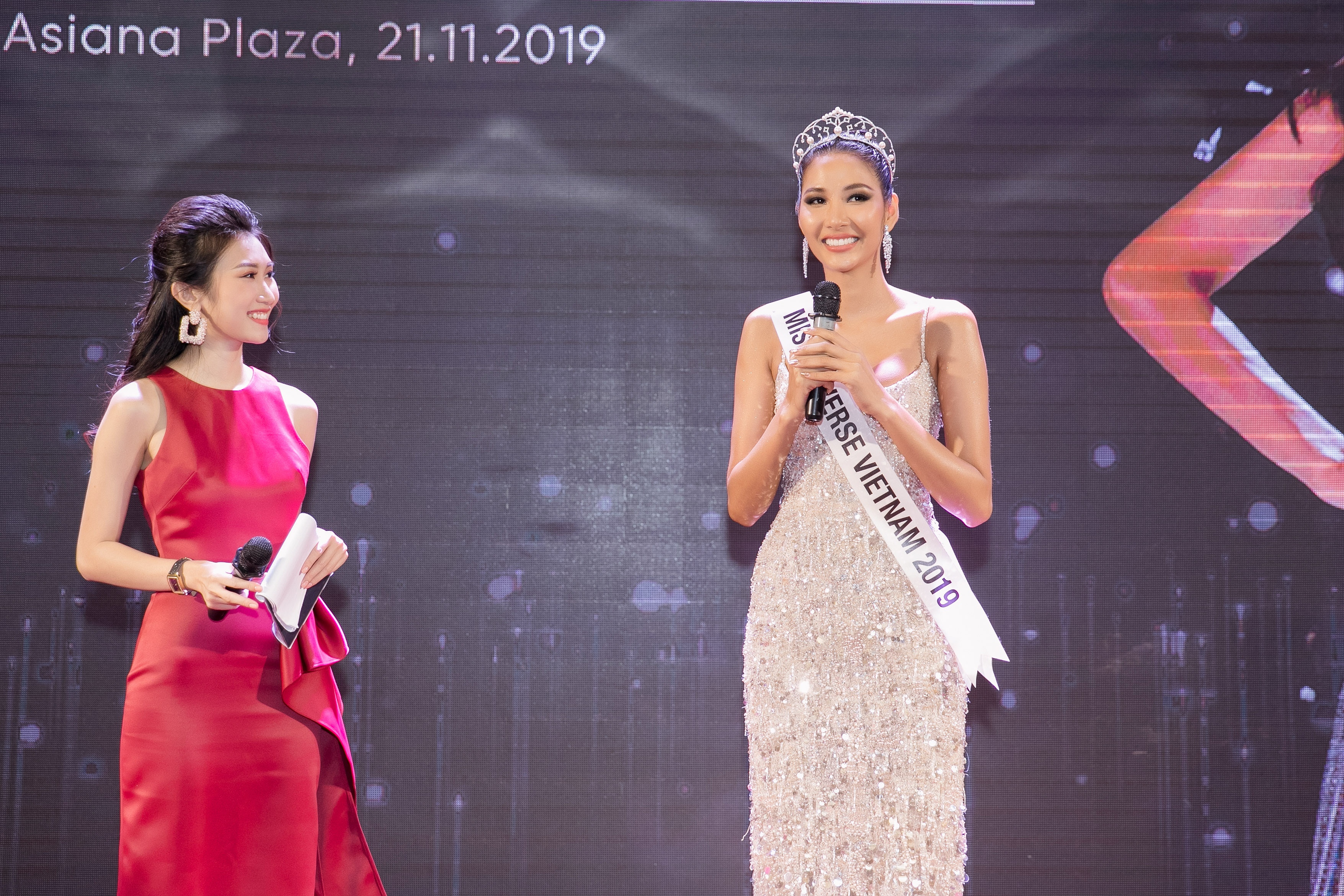 hoàng thùy nói về nghi vấn thẩm mỹ ảnh 3 hoang thuy noi ve nghi van tham my anh 3