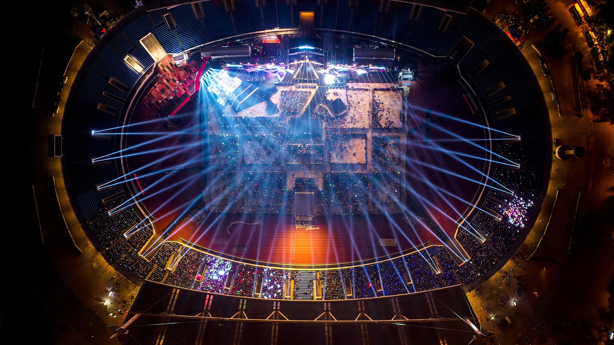 khán giả xem AAA ngồi gần toilet ảnh 2 khan gia xem AAA ngoi gan toilet anh 2