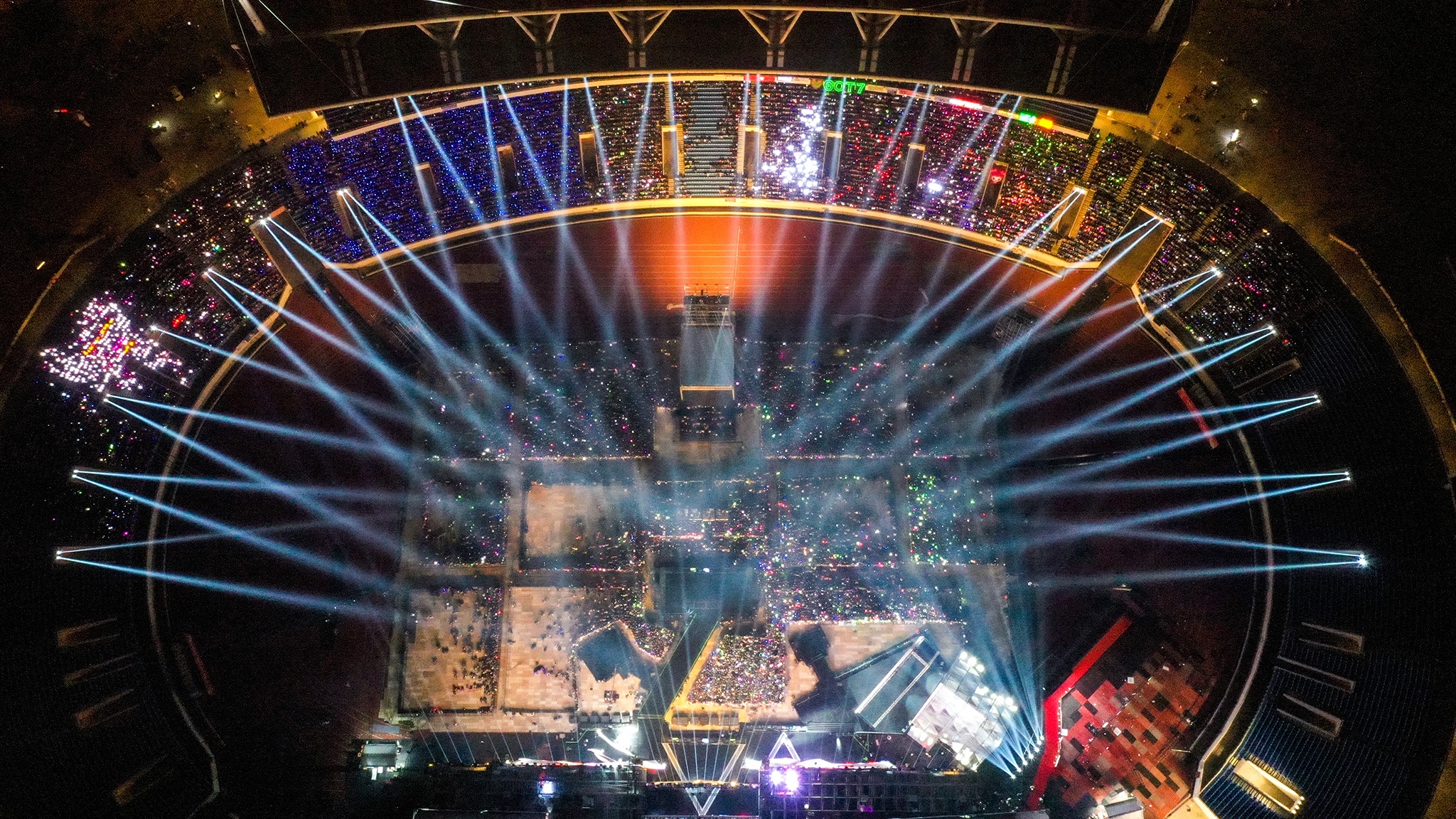 khán giả xem AAA ngồi gần toilet ảnh 10 khan gia xem AAA ngoi gan toilet anh 10