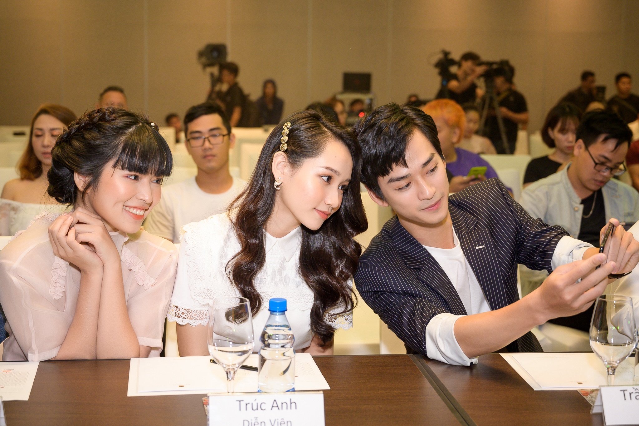 dan dien vien mat biec anh 6