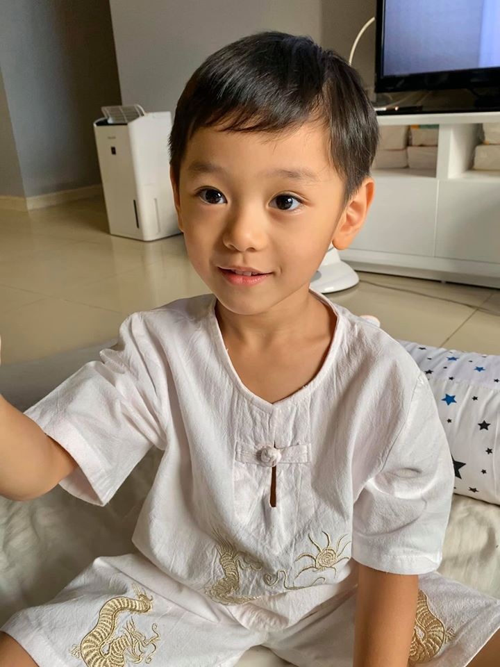 tra my idol va cac con anh 9