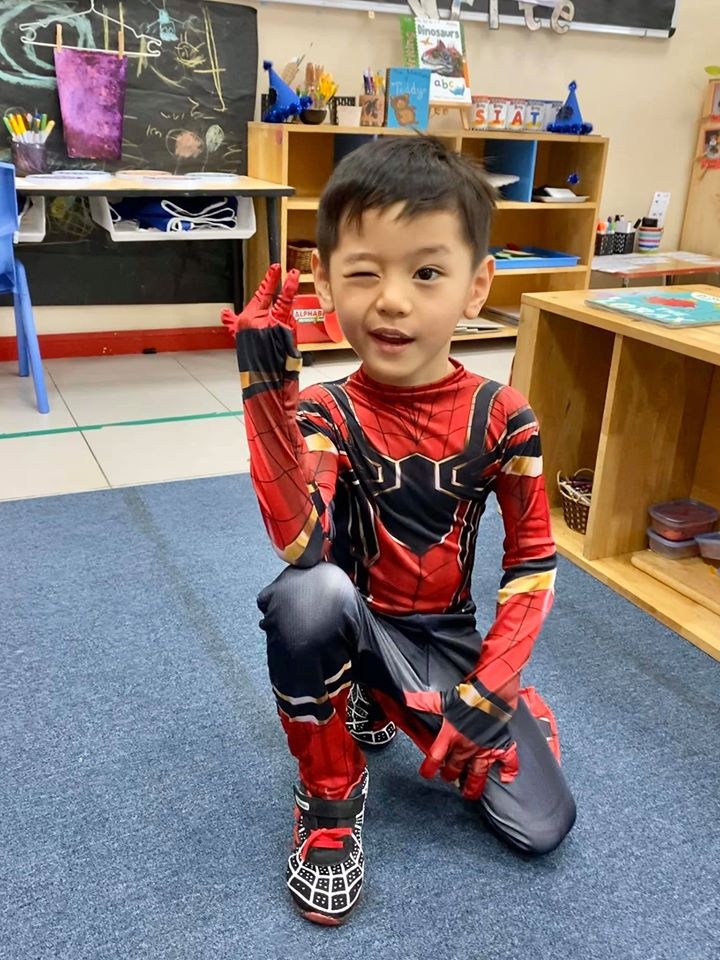 tra my idol va cac con anh 7