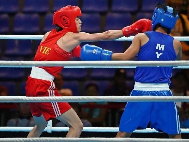 hòa minzy xúc động trước nguyễn văn đương ảnh 1 hoa minzy xuc dong truoc nguyen van duong anh 1