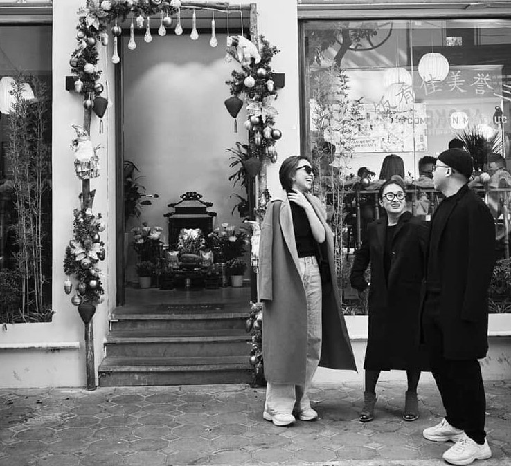 toc tien va ban trai anh 1