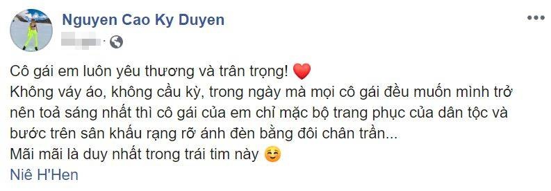 H'Hen Nie khoc khi trao lai vuong mien anh 3