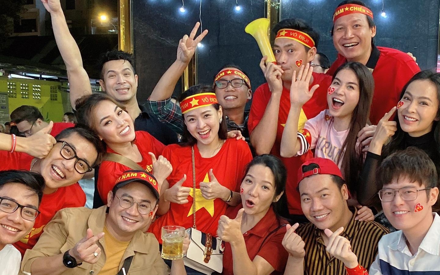 Vo chong Kha Ly, Minh Luan bo tiec khi Van Hau ghi ban thang hinh anh