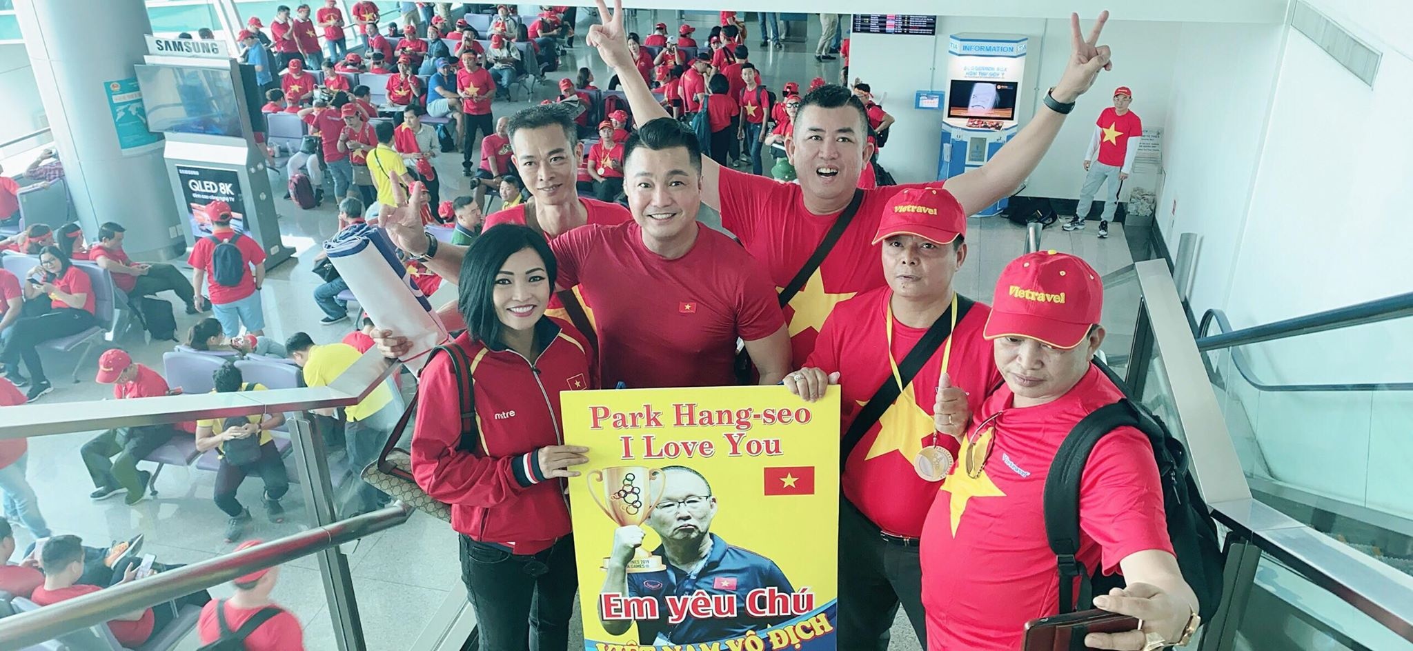 lý hùng, phương thanh cổ vũ u22 việt nam ảnh 1 ly hung, phuong thanh co vu u22 viet nam anh 1