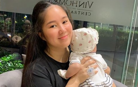 Le Phuong bi khan gia che map sau khi sinh hinh anh