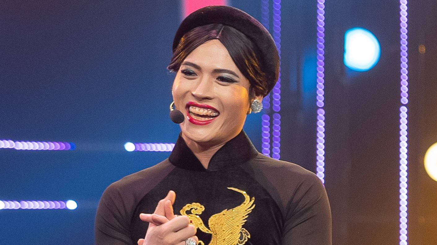 Quan quan Cuoi xuyen Viet nhan khen che trai chieu khi gia Hoai Linh hinh anh