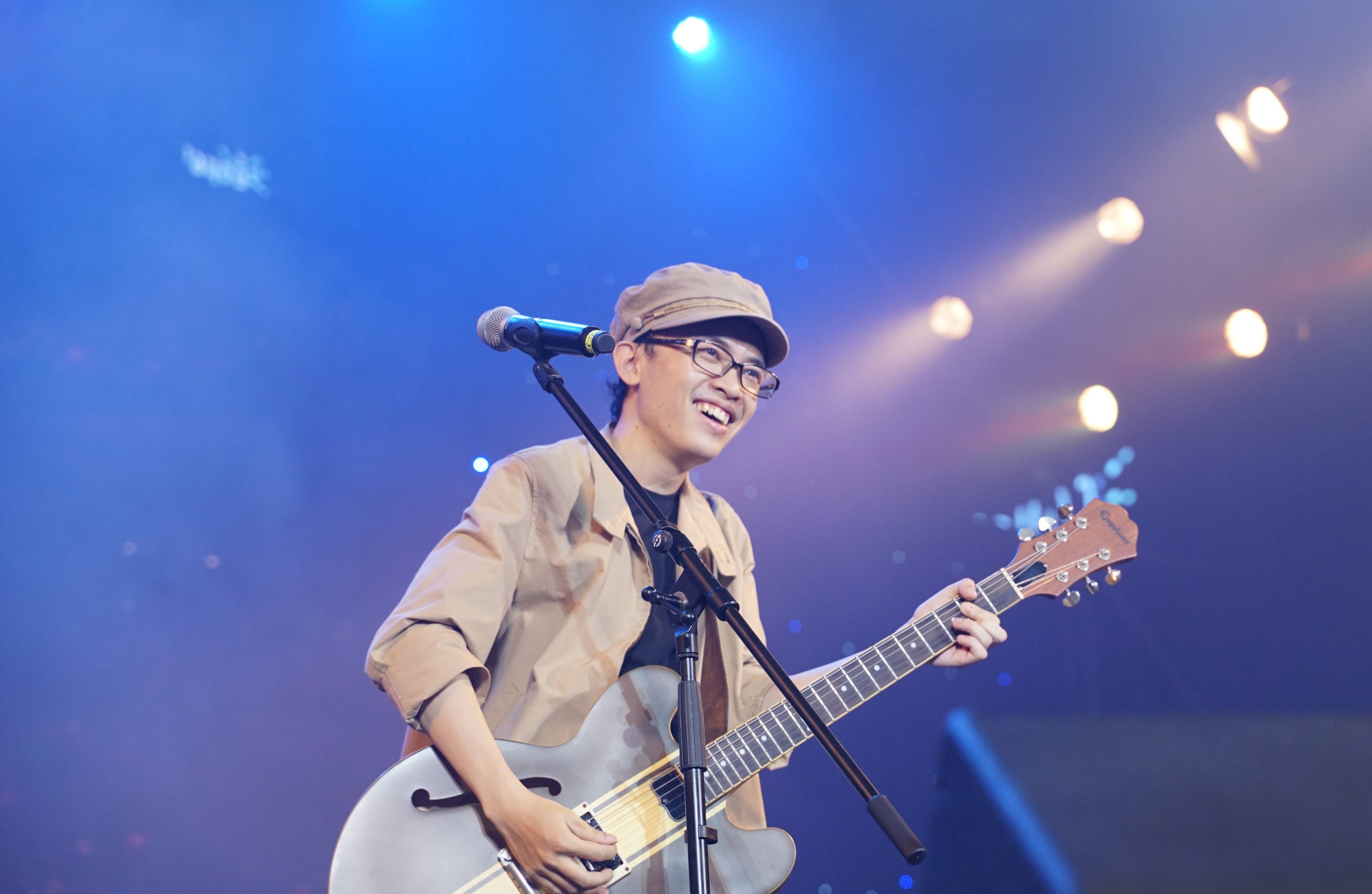 hong nhung,  hoang bach,  cao ba hung anh 5