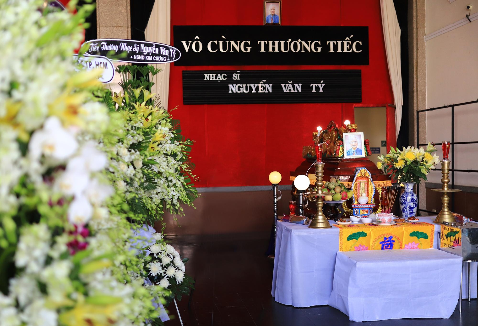 nhac si nguyen van ty qua doi anh 1