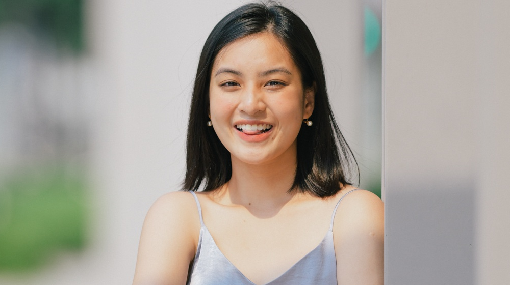 Hong 'Mat biec': 'Hot girl 8.5 Ielts la cai ten de gay hieu lam' hinh anh