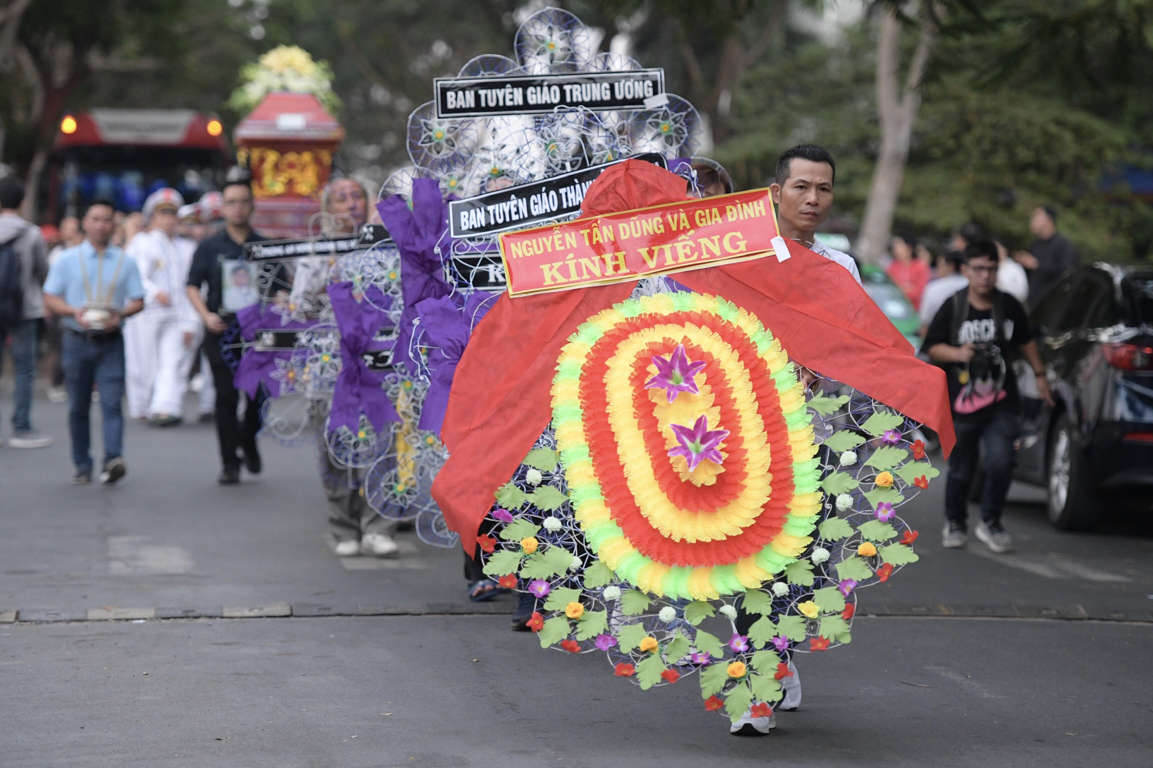 nghe si chanh tin anh 6