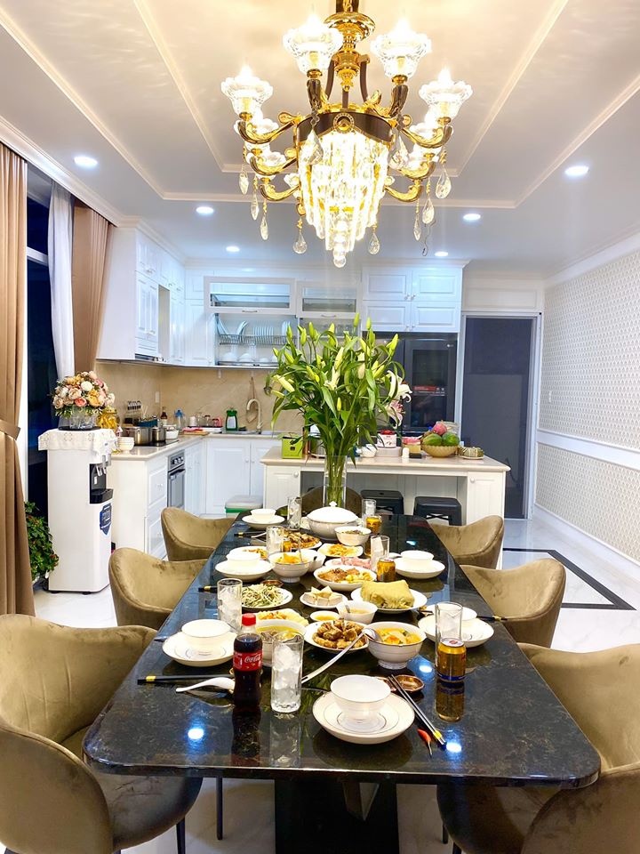 biet thu thuy  hanh,  trinh kim chi anh 10