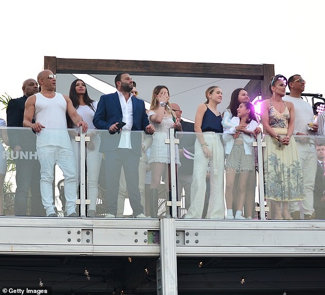 Vin Diesel than thiet ben Jennifer Lopez anh 2