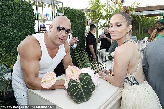 Vin Diesel than thiet ben Jennifer Lopez anh 1