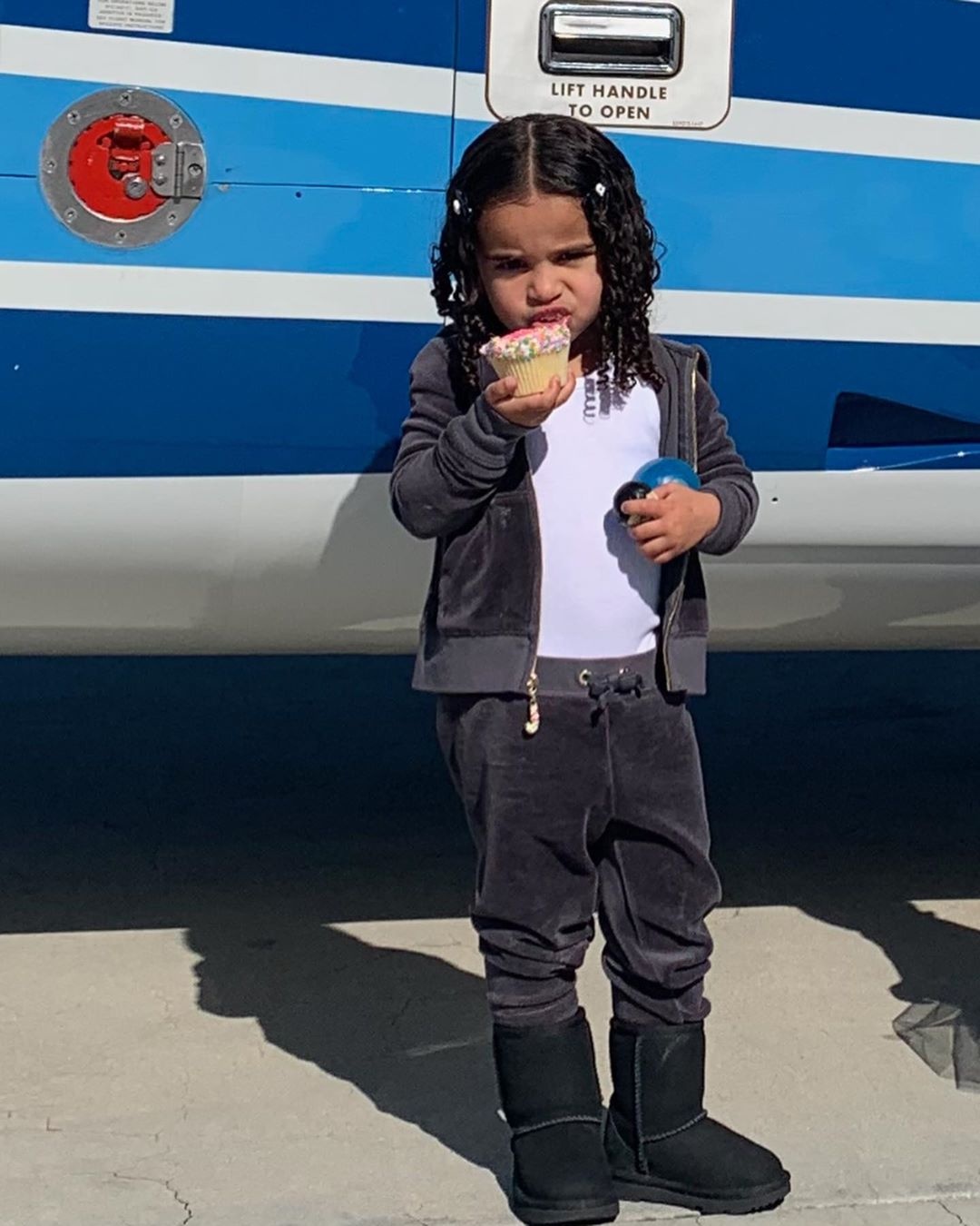 Kylie Jenner di truc thang anh 1