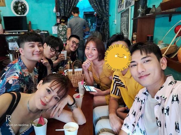 van mai huong va ban trai anh 8