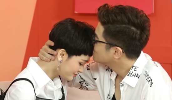 Hien Ho: 'Toi va Bui Anh Tuan than hon muc binh thuong' hinh anh