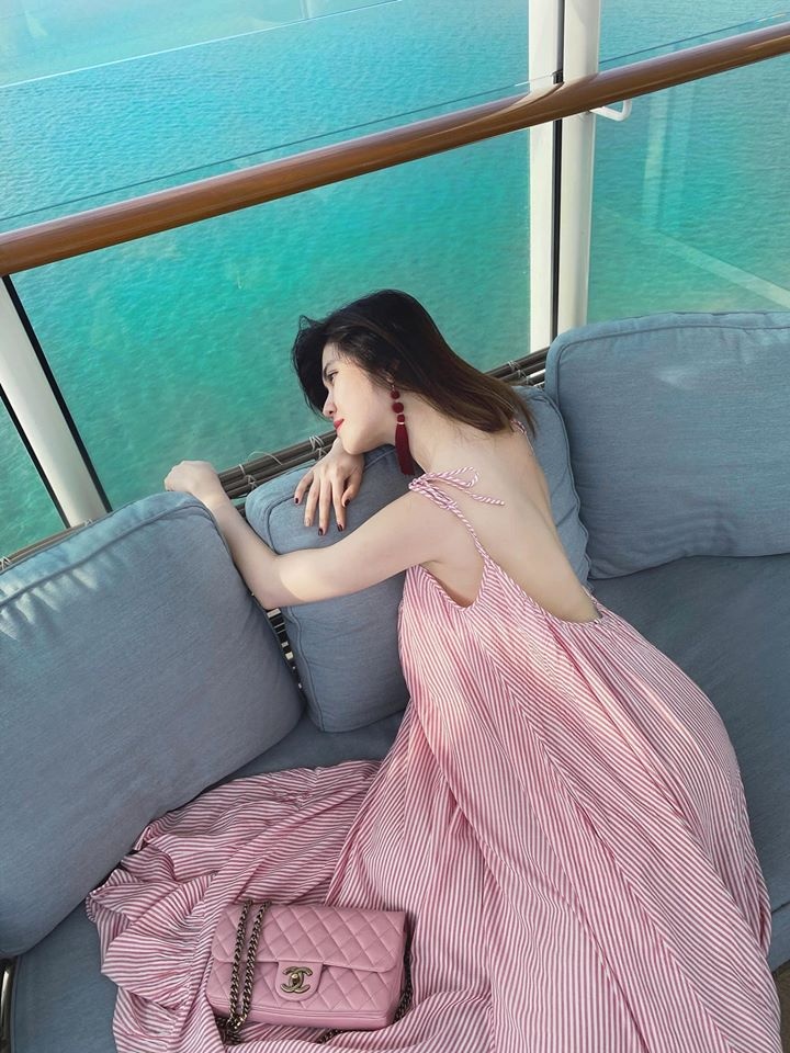 bạn gái song luân gợi cảm ảnh 4 ban gai song luan goi cam anh 4