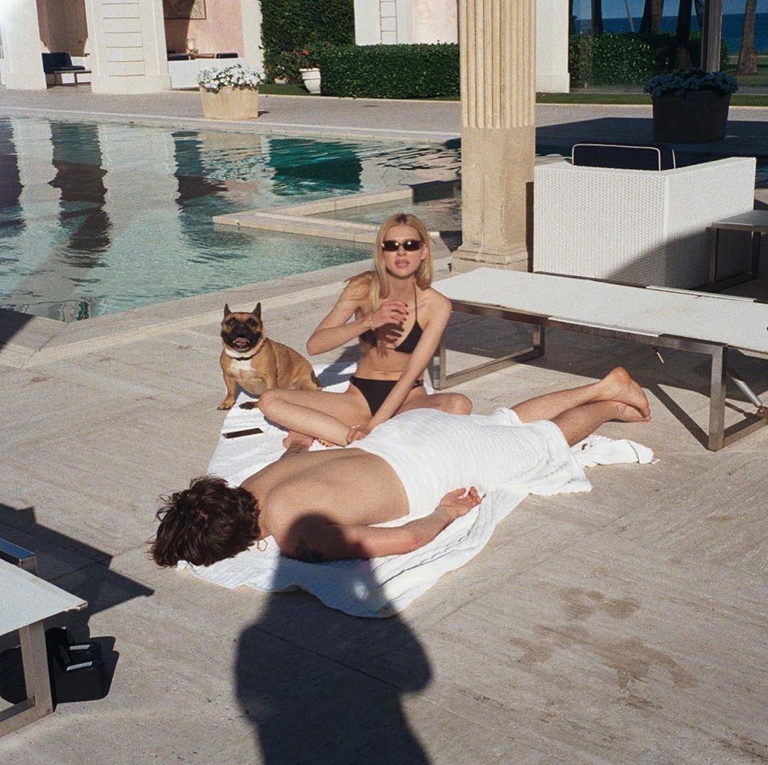 Brooklyn Beckham nghien ban gai anh 7