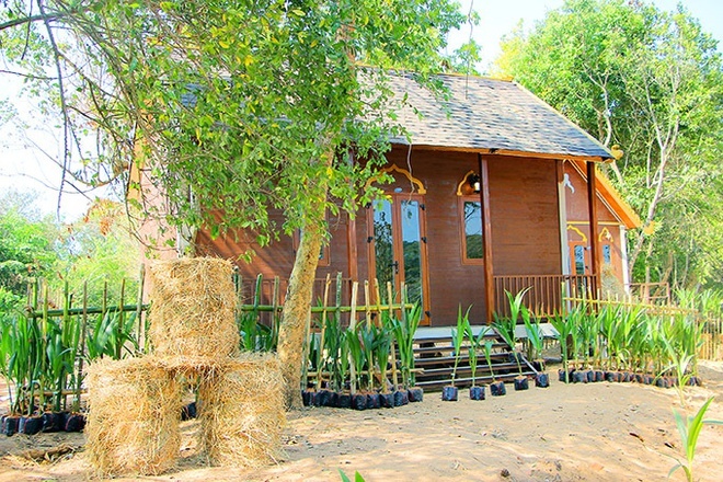 biet thu cua ca si minh hang anh 4