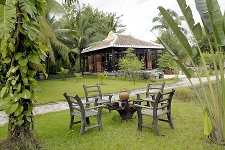 biet thu cua ca si minh hang anh 16