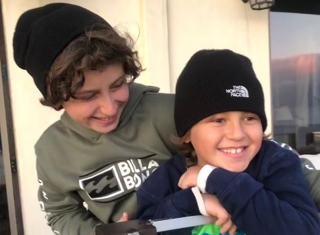 August Maturo lo cho em trai anh 1