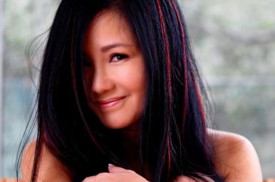 Ve ngoai cua ca si Hong Nhung o tuoi 50 hinh anh