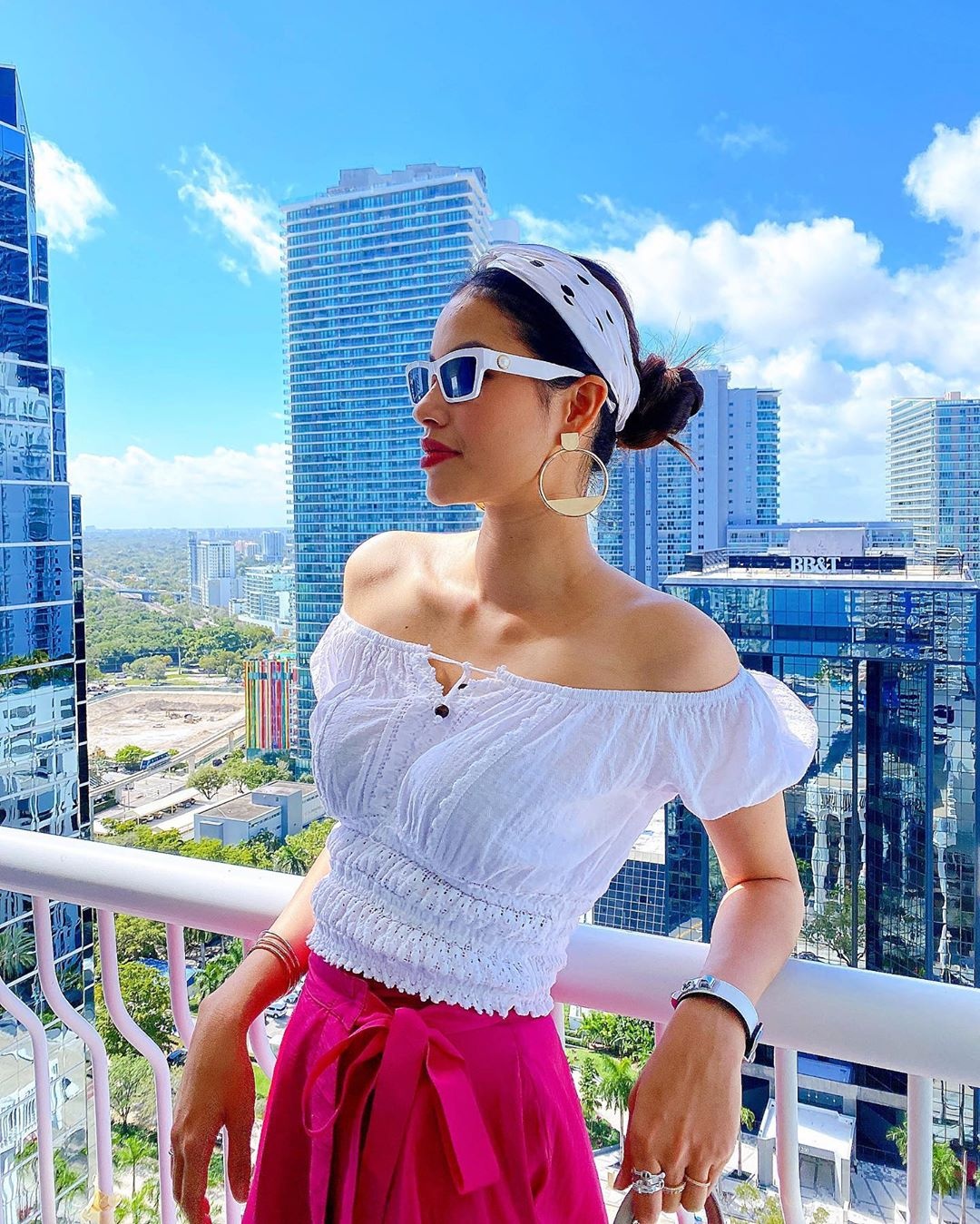 phạm hương mặc bikini ảnh 9 pham huong mac bikini anh 9