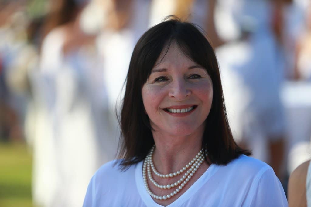 Tieu Vy chia se sau khi biet Chu tich Hoa hau The gioi mac benh hinh anh