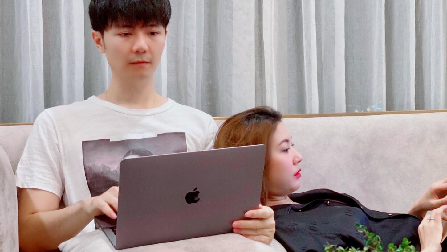 Thuy Van dang anh cong khai chong sap cuoi hinh anh