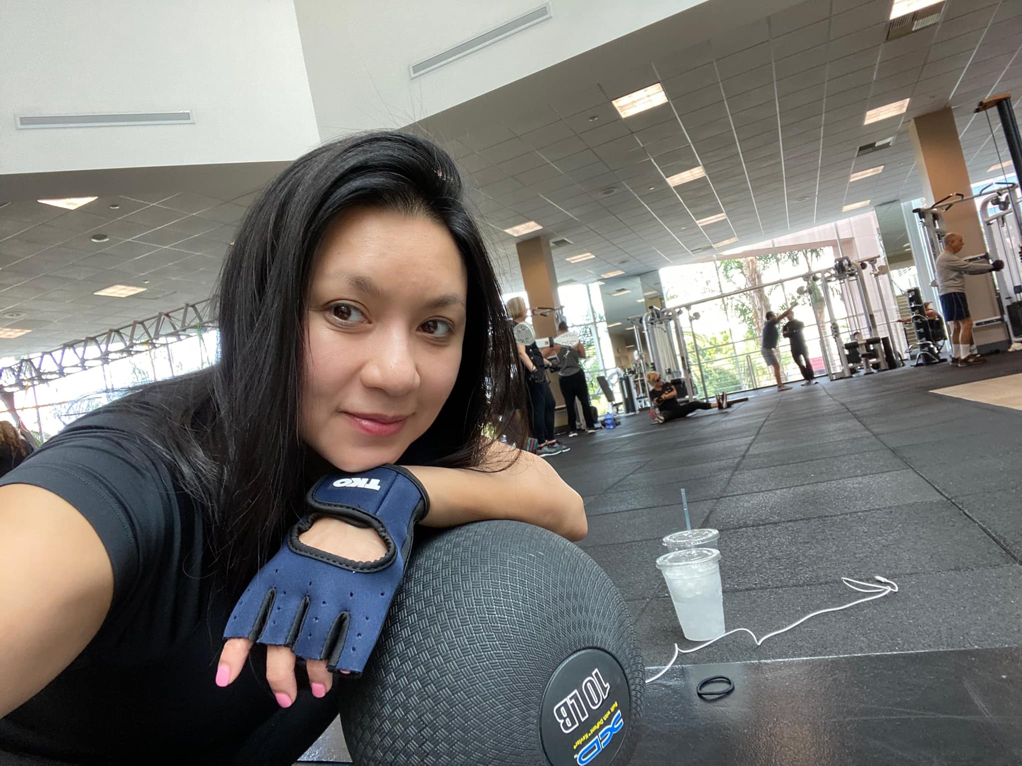 nhan sac y phung anh 7