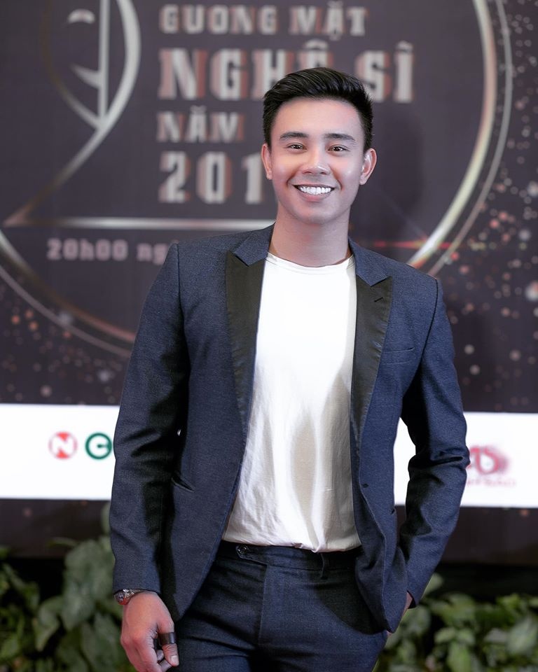 dong hung ket hon anh 1