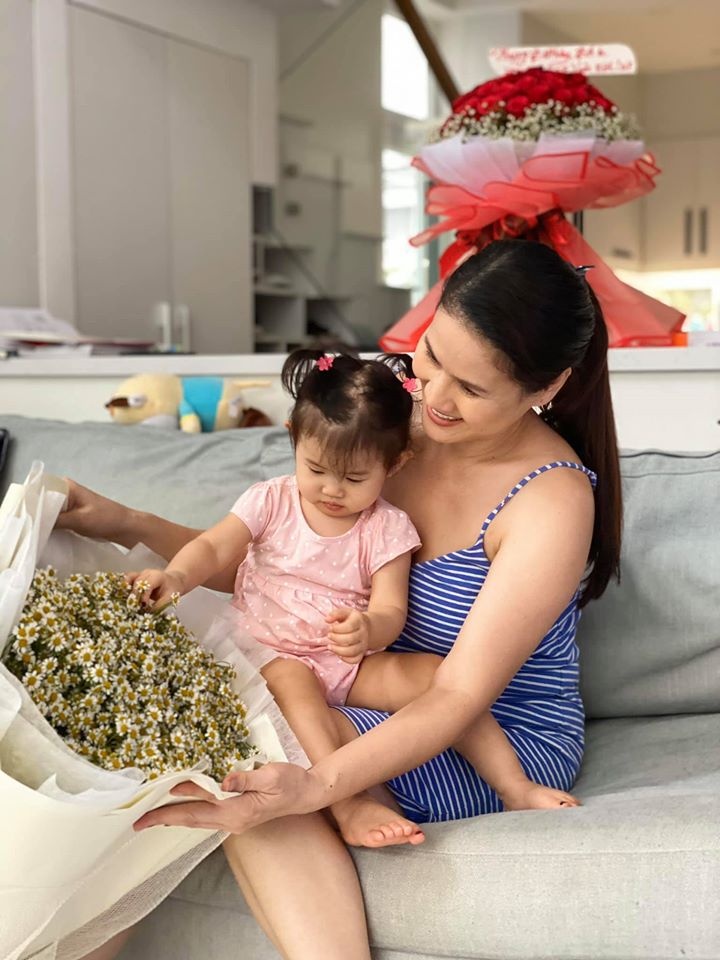 tang thanh ha va than thuy ha anh 8