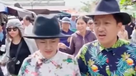 Truong Giang mac ca khi di cho que hinh anh