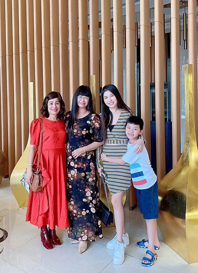 hari won ben me anh 7