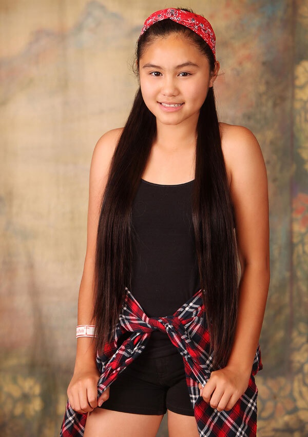 con gai nghe si ngoc huyen anh 12