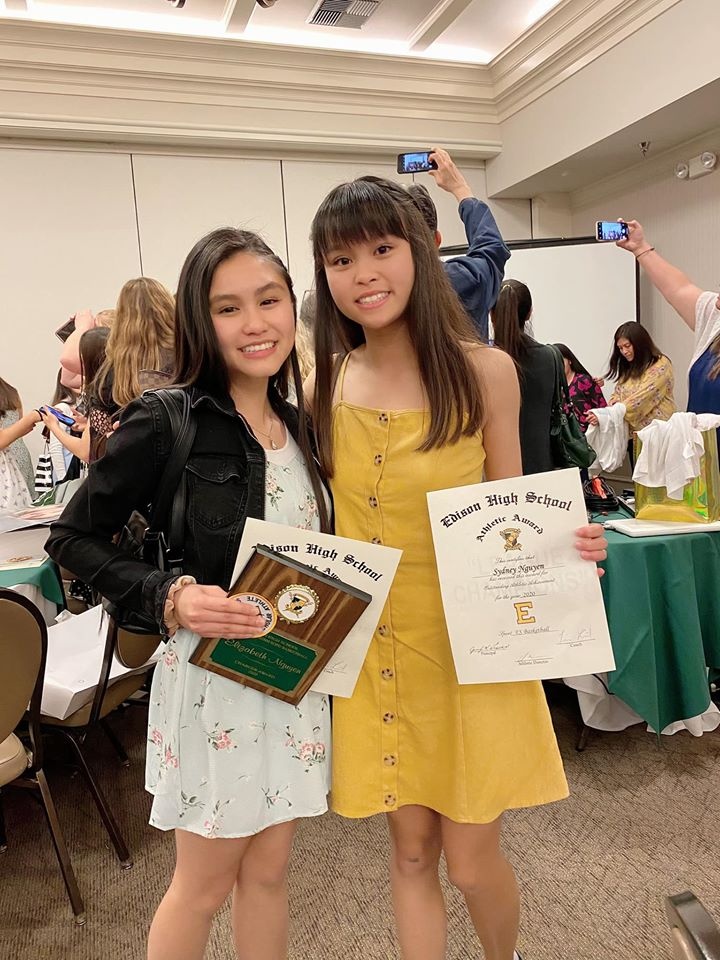 con gai nghe si ngoc huyen anh 4