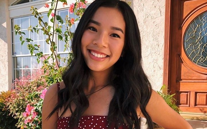 Con gai cua nghe si Hong Dao cao 1,7 m o tuoi 18 hinh anh