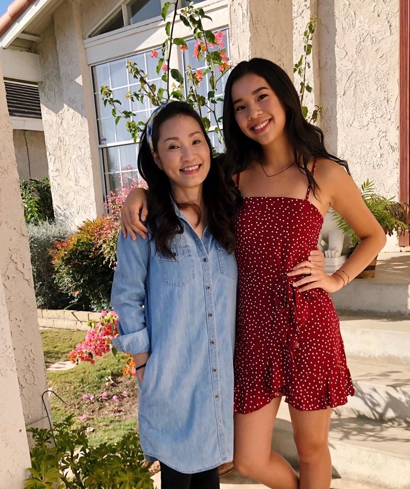 con gai nghe si hong dao anh 6