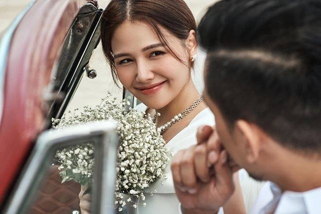 Nguoi dep showbiz Viet cuoi CEO hinh anh