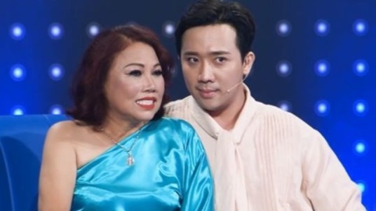 Siu Black xuat hien o game show, khoe giong hat noi luc hinh anh