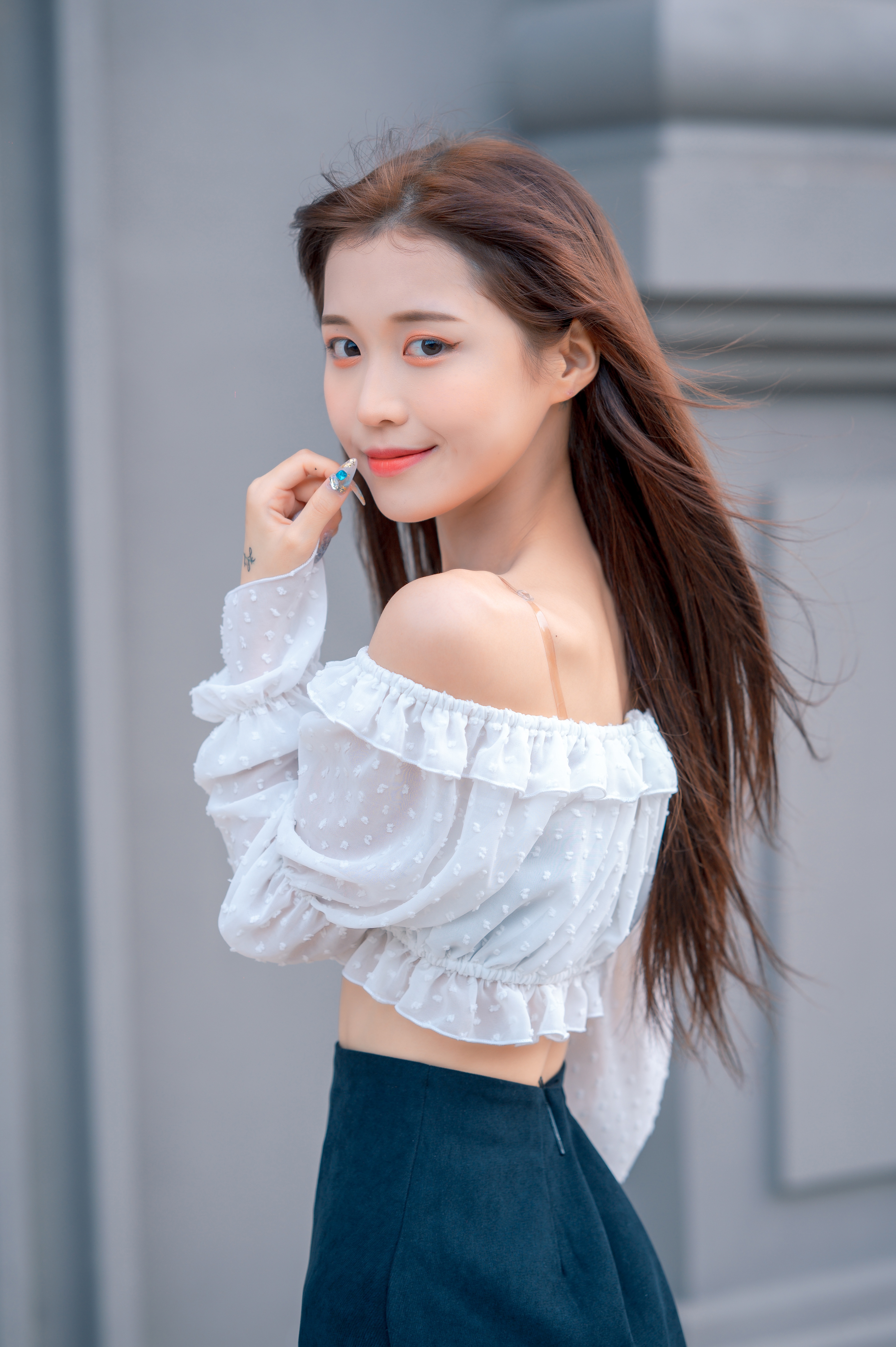 vòng eo của han sara ảnh 1 vong eo cua han sara anh 1