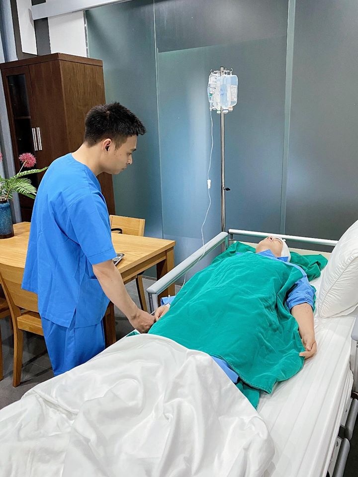 dang khoi nhap vien anh 1