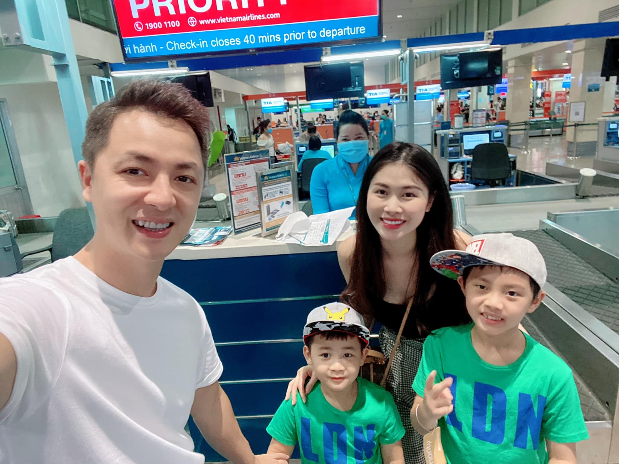 dang khoi nhap vien anh 3