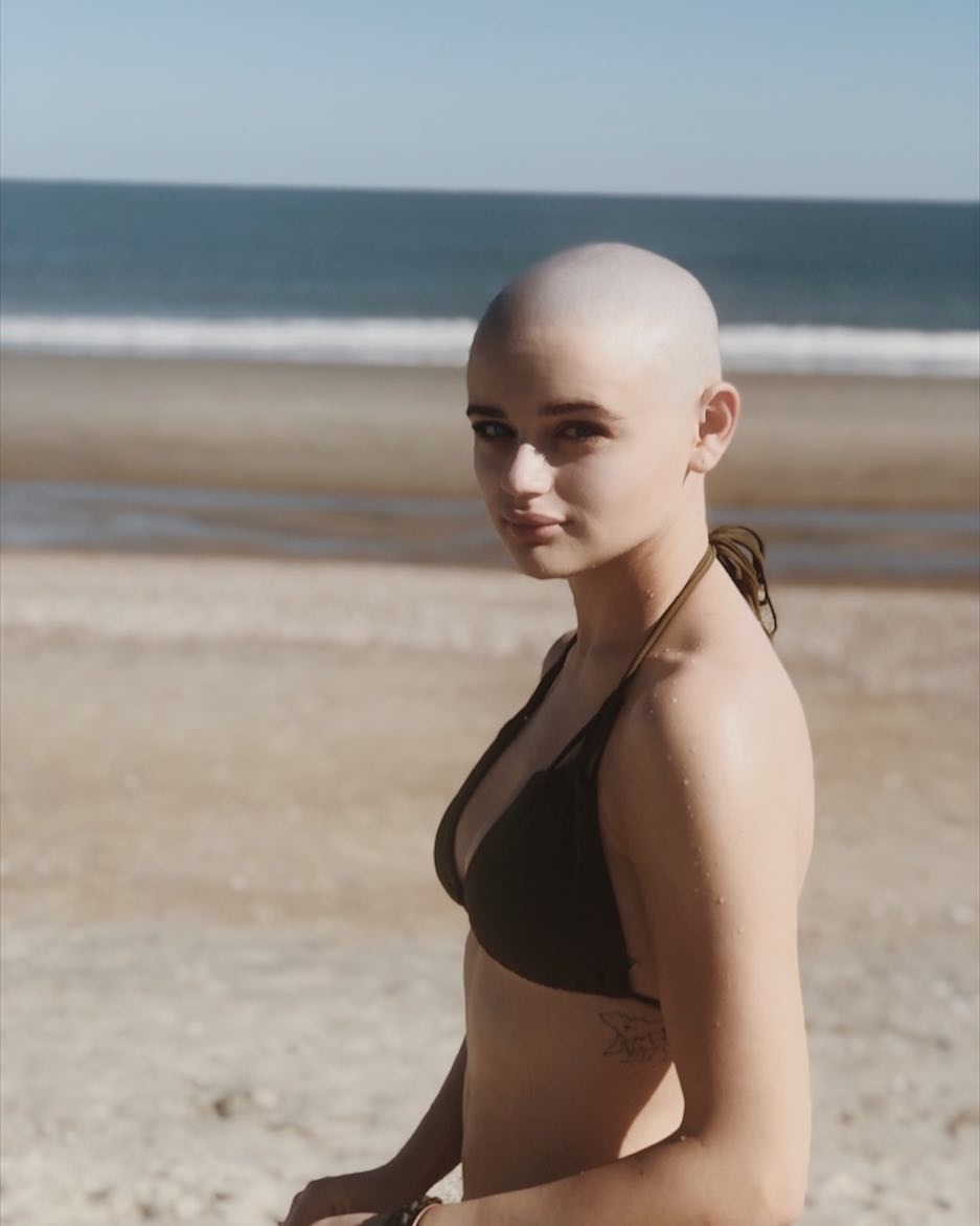 Joey King hợp tác cùng Brad Pitt ảnh 7 Joey King hop tac cung Brad Pitt anh 7