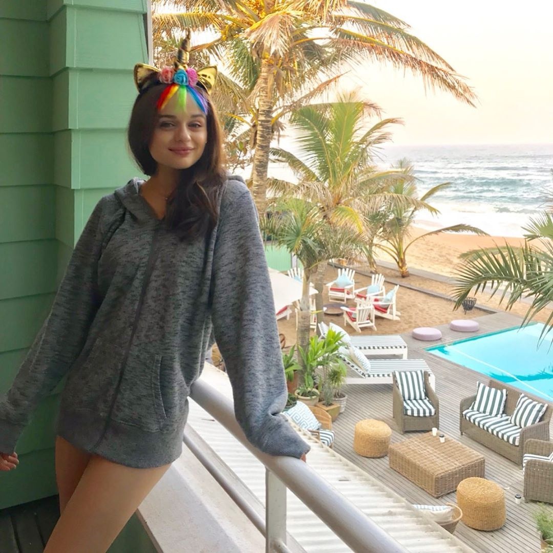 Joey King hợp tác cùng Brad Pitt ảnh 3 Joey King hop tac cung Brad Pitt anh 3